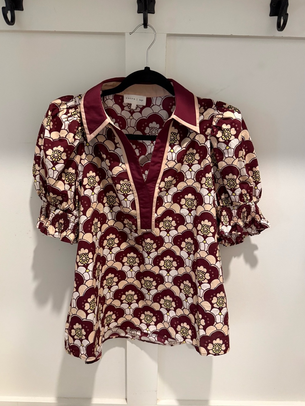 entro Burgundy and Cream Floral Puff Sleeve Popover Top